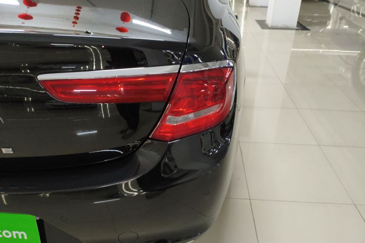 别克 君越 2018款 20T 精英型车身外观9