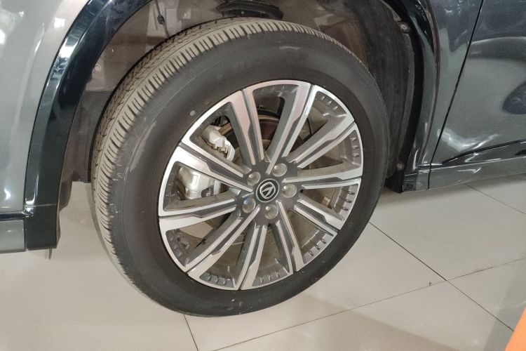 长安CS75 PLUS 2024款 第三代 冠军版 2.0T 智驾劲擎型车身外观6007