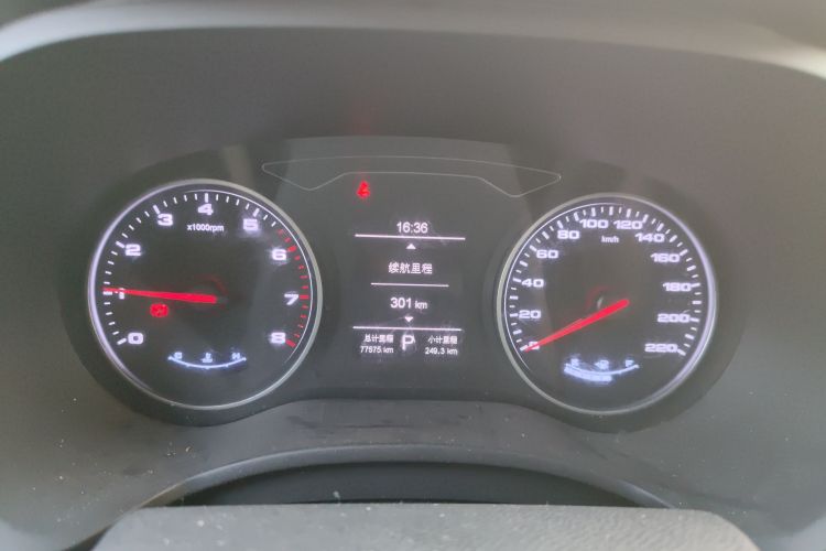 江汽集团 瑞风S4 2019款 1.6L CVT梦想型中控内饰14