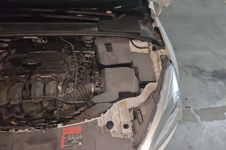 福特 福克斯 2017款 两厢 1.6L 自动舒适型智行版局部细节9007