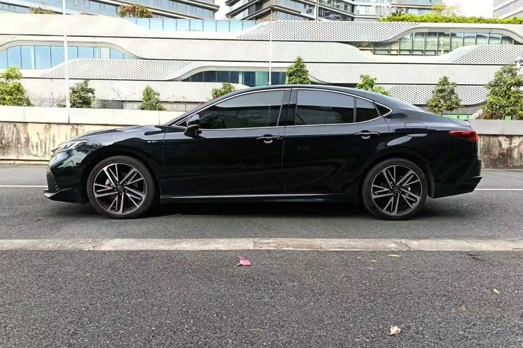 丰田 凯美瑞 2024款 双擎 2.0HS 运动版车身外观6003