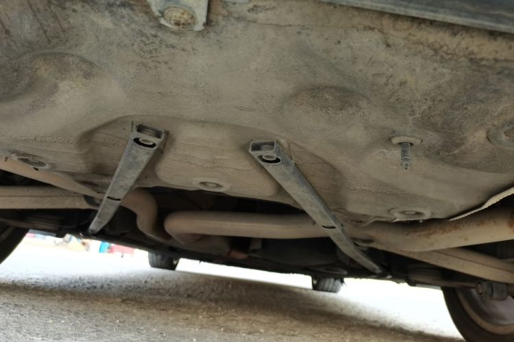 奥迪A6L 2018款 30周年年型 30 FSI 风尚型局部细节9008