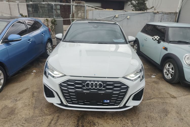 奥迪A3 2022款 Sportback 35 TFSI 时尚运动型车身外观6001