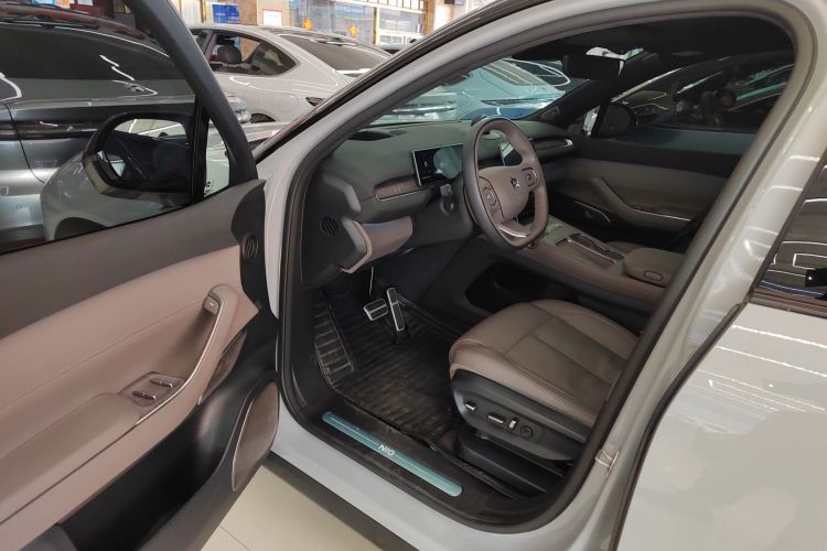 蔚来ES7 2022款 75kWh中控内饰20