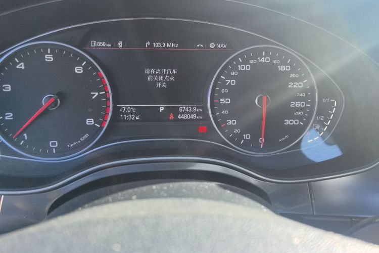 奥迪A6L 2012款 30 FSI 舒适型中控内饰15