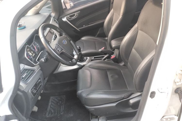 吉利汽车 远景X3 2017款 1.5L 手动精英型局部细节19