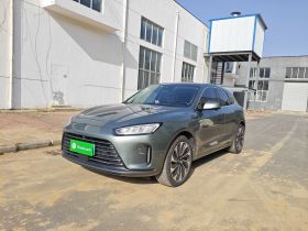 鸿蒙智行 问界M5 2022款 增程四驱旗舰版