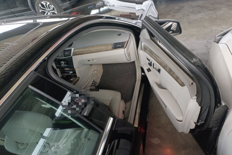 奔驰E级(进口) 2009款 E 300 优雅型局部细节9005