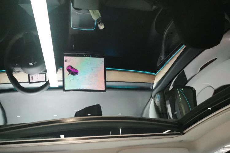 特斯拉 Model Y 2021款 长续航全轮驱动版中控内饰22