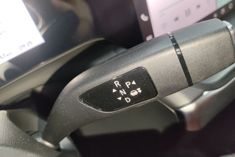 小鹏P7 2020款 670E局部细节18