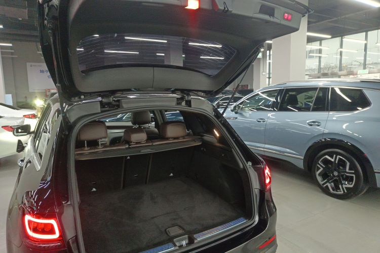 奔驰GLC 2021款 GLC 300 L 4MATIC 动感型局部细节23