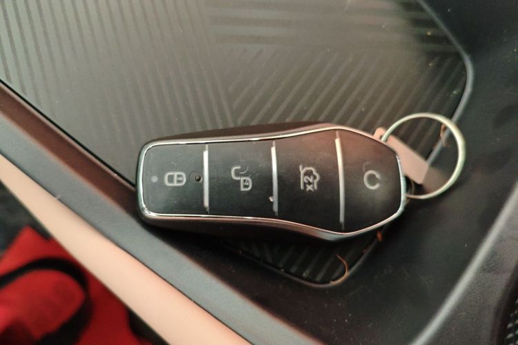 比亚迪 海鸥 2025款 智驾版 405km 自在版中控内饰11