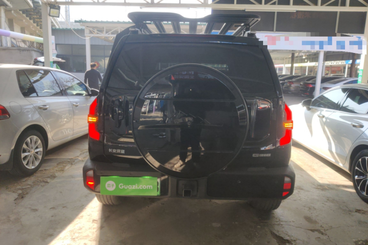 深蓝汽车 深蓝G318 2024款 四驱舒享版车身外观6