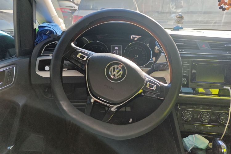 大众 2016款 途安L 280TSI DSG舒雅版局部细节13