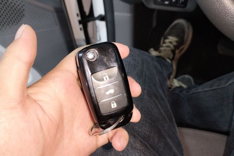 长安启源 长安Lumin 2023款 301km 蜜沁款中控内饰11