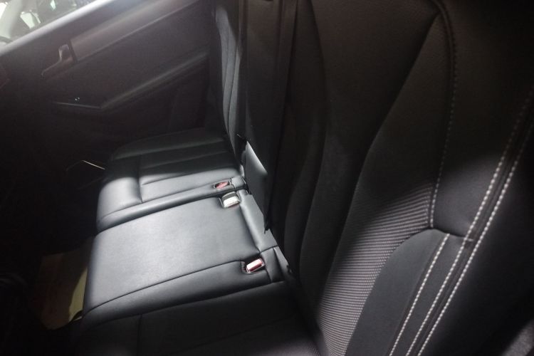 比亚迪 唐 2018款 2.0T 自动智联尊贵型 7座 国V中控内饰21