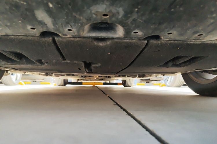 丰田 雷凌 2021款 TNGA 1.5L CVT进取版局部细节9005