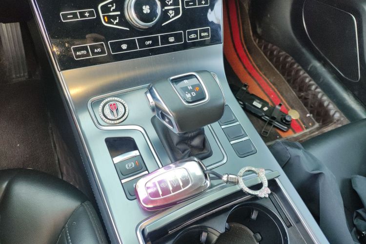 红旗H5 2020款 1.5T DCT旗韵版中控内饰18