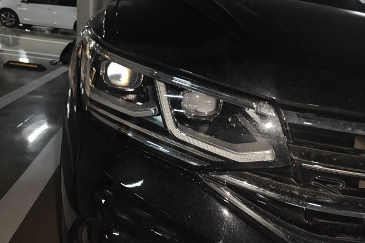 大众 途观L 2022款 330TSI 自动两驱R-Line旗舰版车身外观8