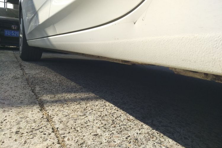 别克 威朗 2019款 三厢 15S 自动进取型局部细节9002