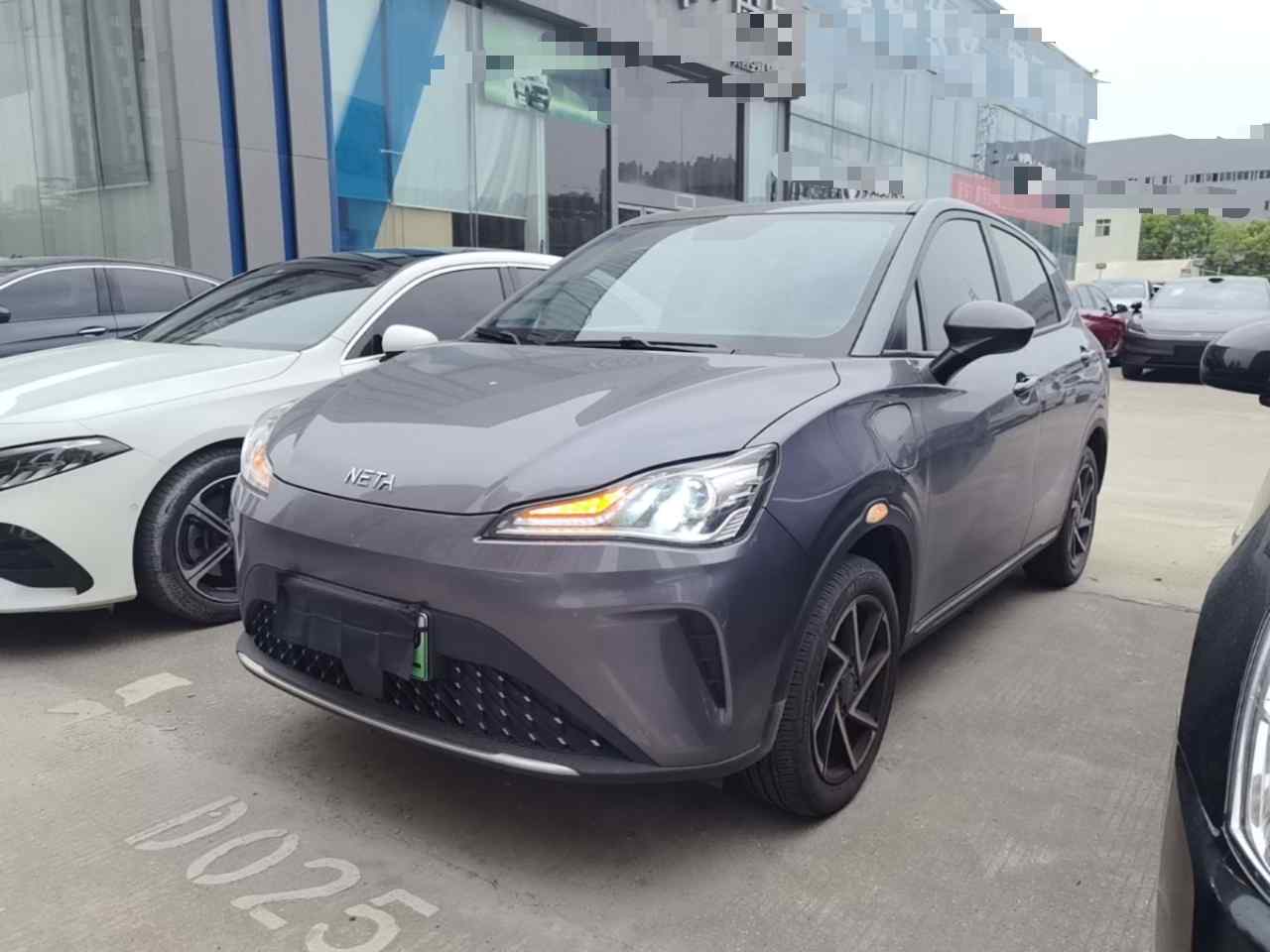 哪吒汽车 哪吒AYA 2023款 401(1)