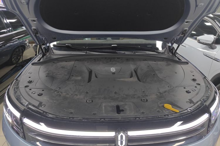 鸿蒙智行 问界M7 2024款 1.5T 后驱Plus版 5座机舱底盘24