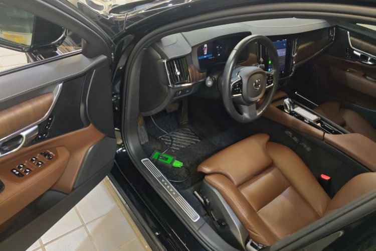 沃尔沃S90 2022款 B5 智远豪华版中控内饰20