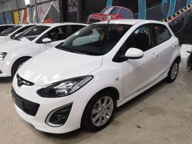 马自达2 2012款 两厢炫动 1.5L 自动超值版