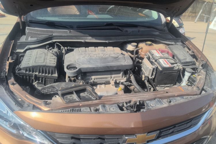 雪佛兰 科沃兹 2016款 1.5L 自动欣尚版机舱底盘24