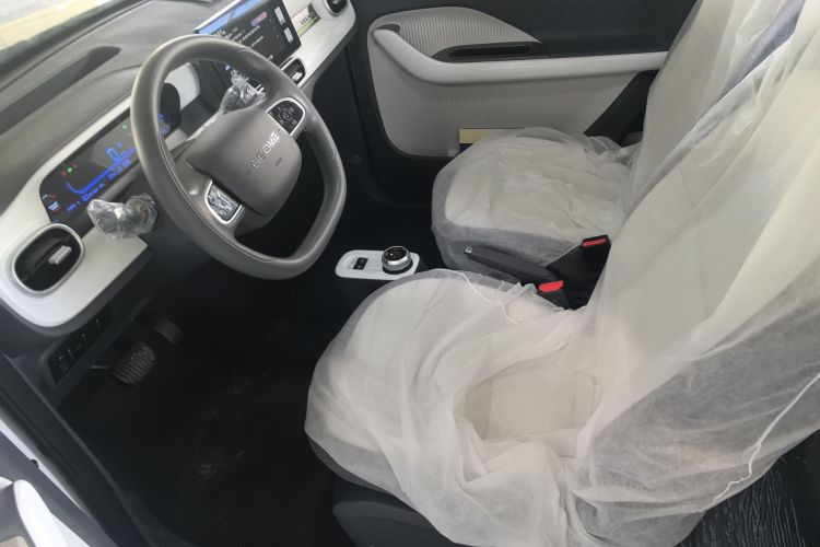 吉利银河 熊猫 2025款 210km 元气熊中控内饰19