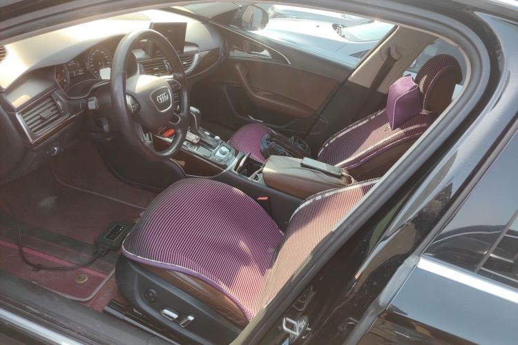 奥迪A6L 2017款 30 FSI 舒适型中控内饰19