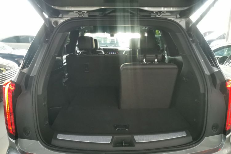 凯迪拉克XT6 2022款 2.0T 七座四驱豪华型局部细节23