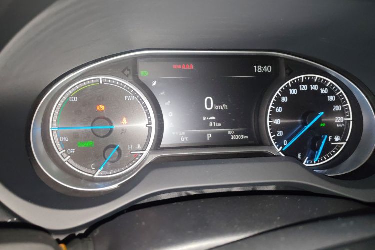 丰田 凌放HARRIER 2022款 双擎 2.5L CVT两驱豪华版中控内饰14