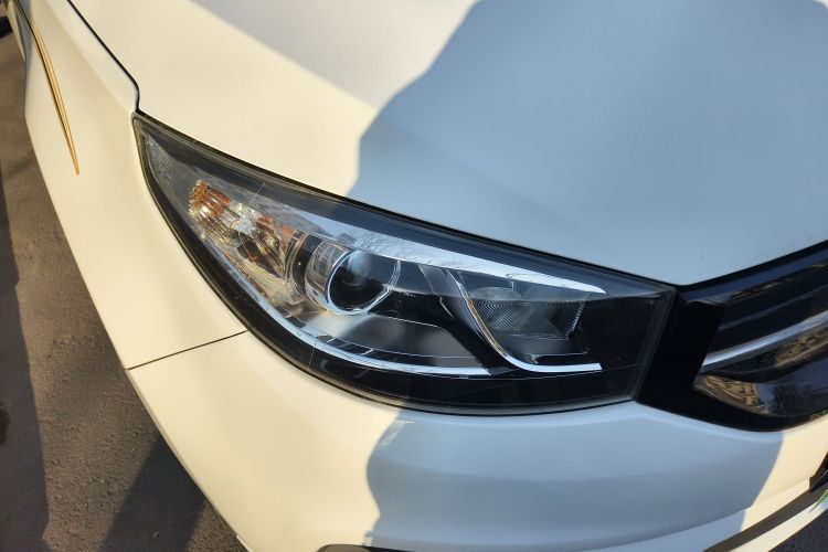 奇瑞 瑞虎3 2018款 经典版 1.6L CVT舒适型车身外观8