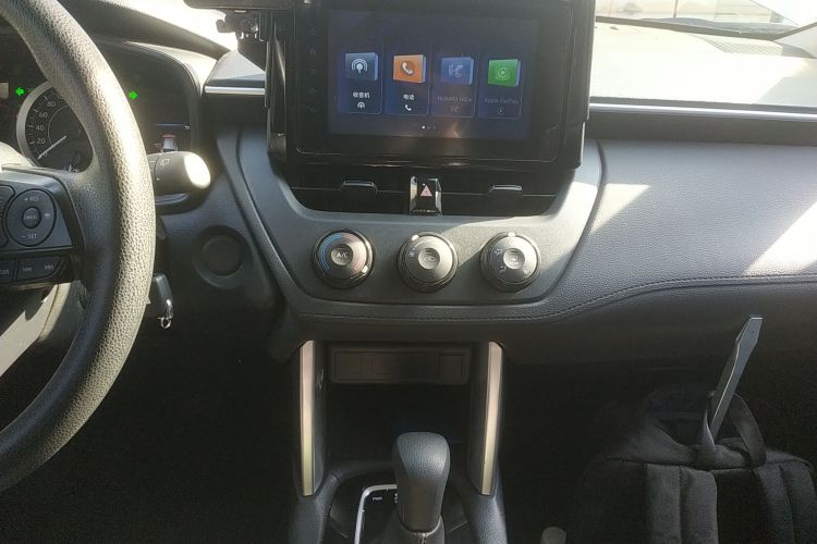 丰田 卡罗拉锐放 2022款 2.0L 先锋版局部细节16