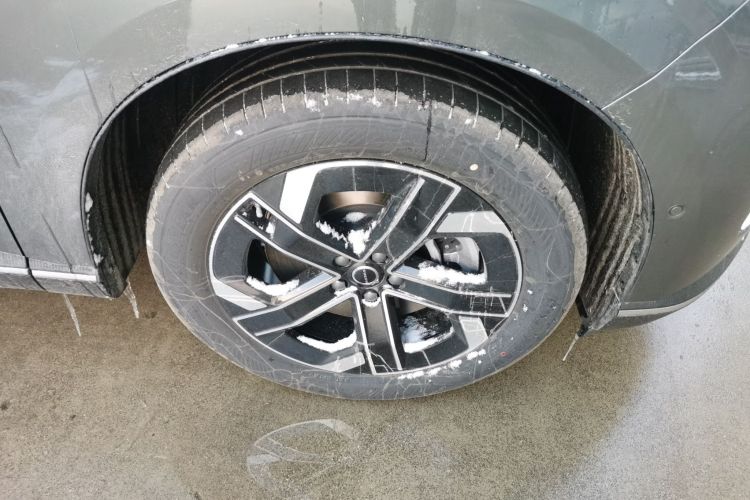 沃尔沃XC70插电式混动 2026款 四驱超长续航Core车身外观10