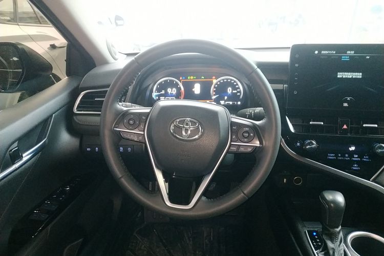 丰田 凯美瑞 2023款 2.5Q 旗舰版中控内饰13