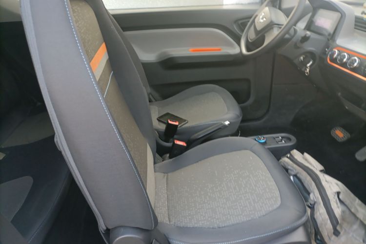 五菱汽车 宏光MINIEV 2022款 轻松款 三元锂局部细节41