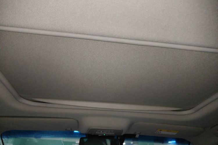 别克GL8 2022款 陆上公务舱 652T 豪华型中控内饰22