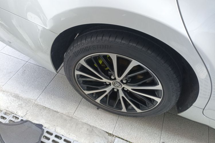 丰田 凯美瑞 2019款 2.5S 锋尚版 国VI车身外观6004