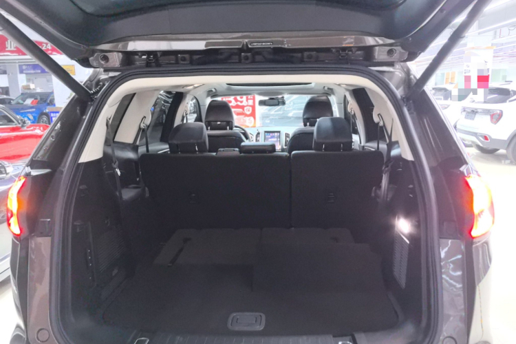 福特 锐界 2016款 EcoBoost 245 两驱豪锐型 7座机舱底盘23