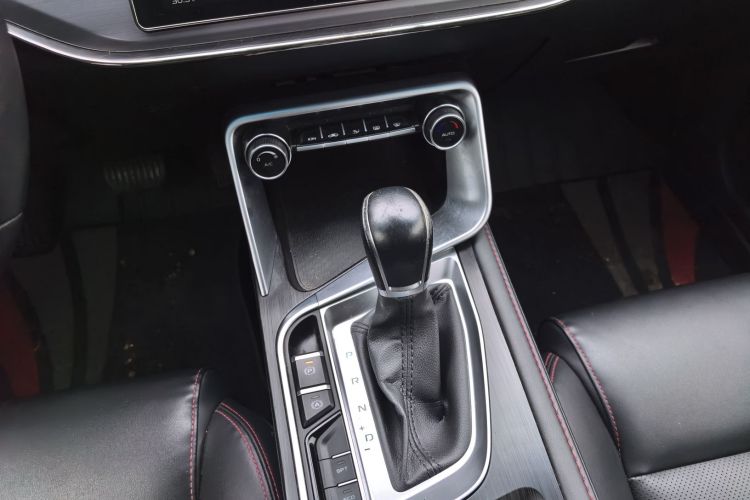吉利汽车 缤瑞 2019款 200T DCT缤致版中控内饰18