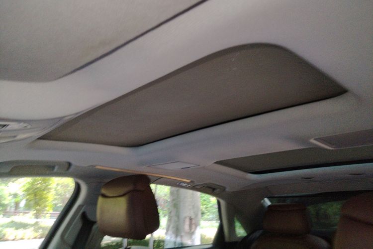 奥迪A8 2013款 A8L 30 FSI 舒适型中控内饰22