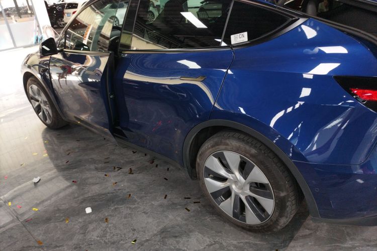 特斯拉 Model Y 2021款 标准续航后驱版车身外观6003