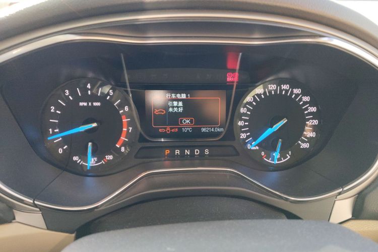 福特 蒙迪欧 2013款 2.0L GTDi200时尚型中控内饰14