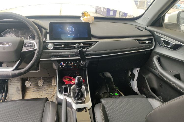 奇瑞 瑞虎5x 2020款 1.5L 手动时尚版中控内饰16