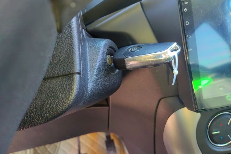 雪铁龙C3-XR 2015款 1.6L 自动先锋型中控内饰11