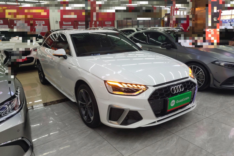 奥迪A4L 2024款 40 TFSI 时尚动感型车身外观3