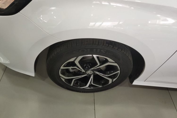 名爵 MG5 2023款 180DVVT 手动风尚版车身外观6007