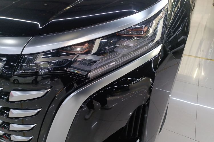 腾势D9 2024款 DM-i 970 豪华型局部细节36